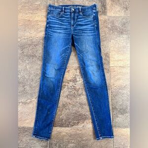 American Eagle Outfitters High-Rise Jegging